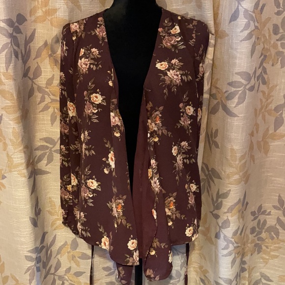 Forever 21 - Floral Blouse - Picture 6 of 6